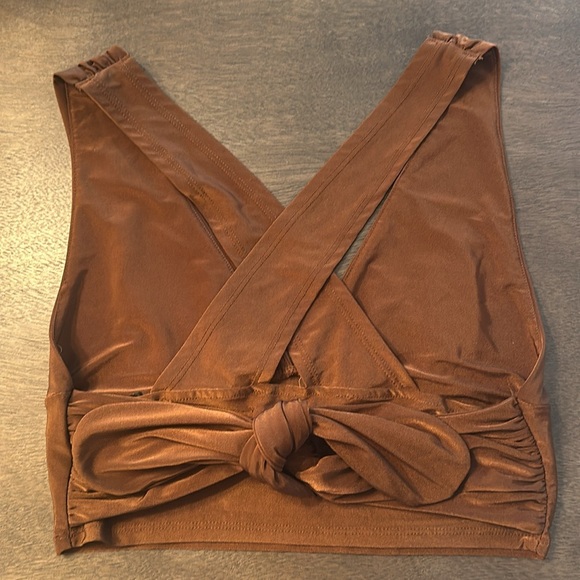 Urban Outfitters crop top - Picture 2 of 3